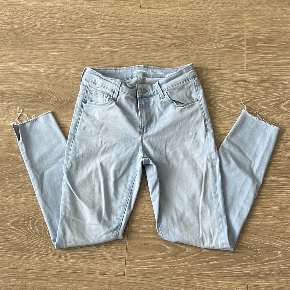 Old Navy Rockstar Super Skinny Light Washed Denim Jeans - Size 4